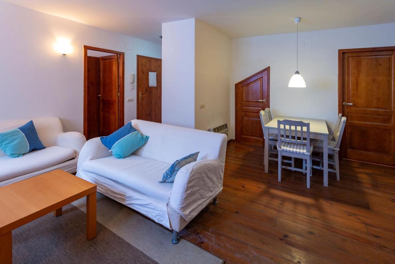 Apartamentos Rentarán Tredós Esterno foto